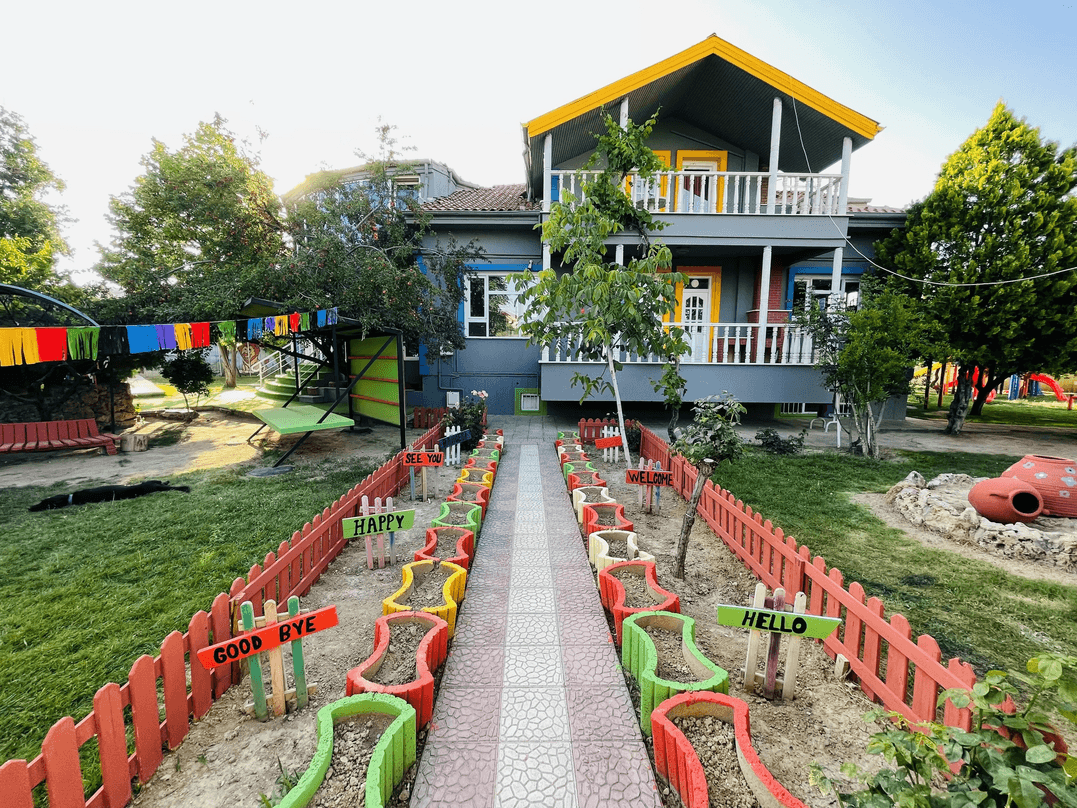 Image: Global Classroom [6 weeks]