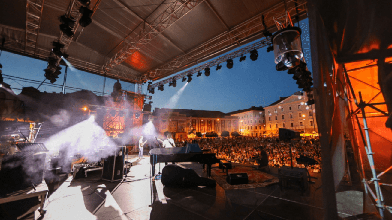 Image: Youth 4 Impact [6 weeks]